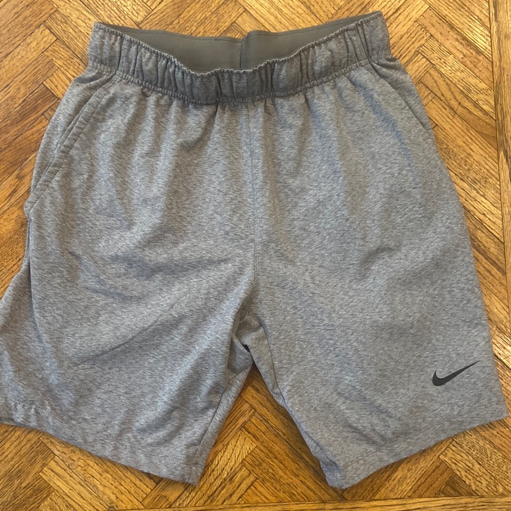 Men’s Nike, Dri-Fit, Standard Fit, Small
